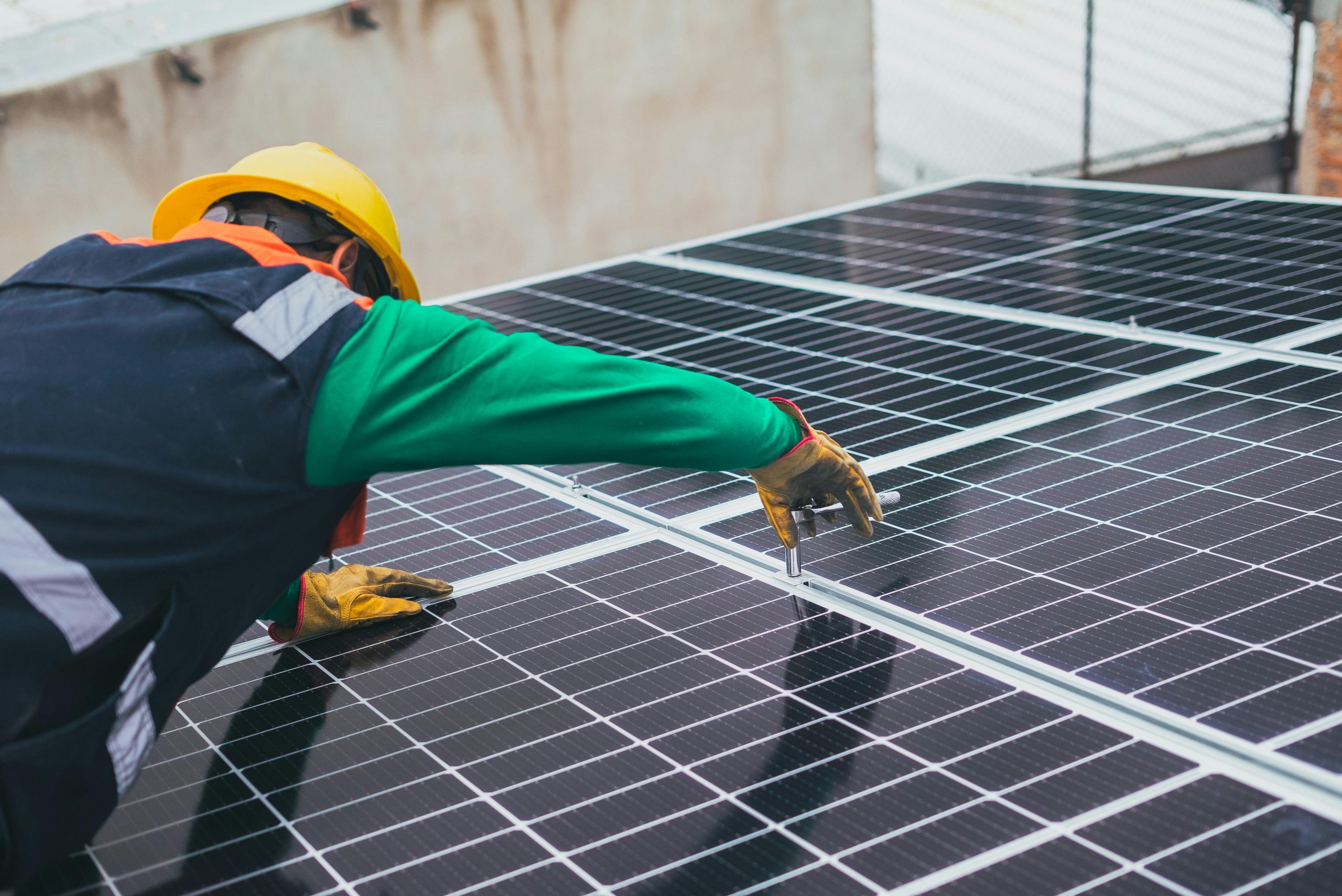 tramites para instalar placas solares